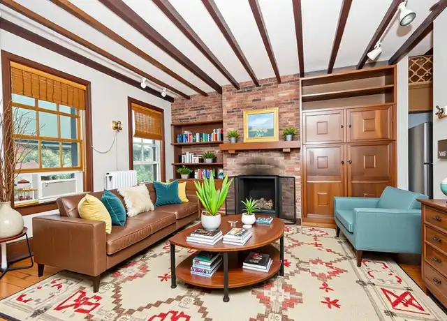 Property at 31 Myrtle St #4, Boston, MA, 02114, 2 beds, 1.5 baths, [object Object]