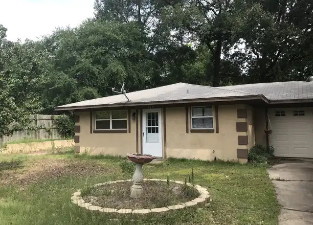 Property at 123 Massingill Dr, Longview, TX, 75601, 3 beds, 2 baths, [object Object]