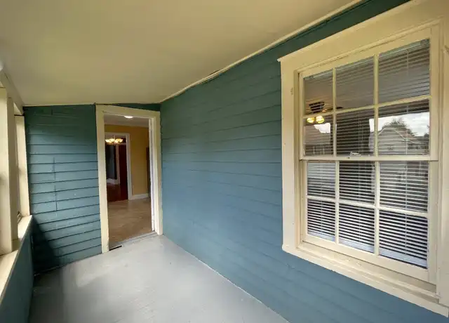 Property at 613 W Gray St, Elmira, NY, 14905, 2 beds, 1 bath, [object Object]