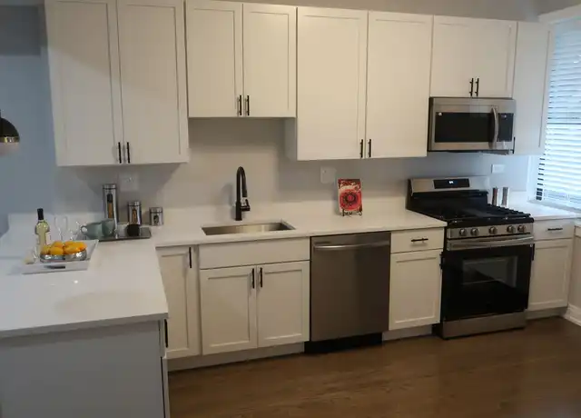 Property at 2855 W Palmer St Unit 1, Chicago, IL, 60647, 3 beds, 1 bath, [object Object]
