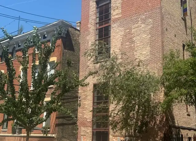 Property at 160 W Burton Pl Unit CH, Chicago, IL, 60610, 2 beds, 1.5 baths, [object Object]