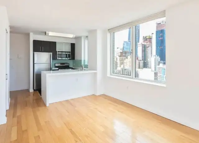 Property at 344 W 37th St, New York, NY, 10018, 2 beds, 1 bath, [object Object]