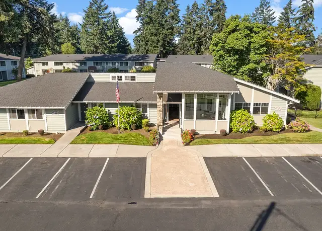 Photo of 6100 Lakewood Dr W, University Place, WA 98467