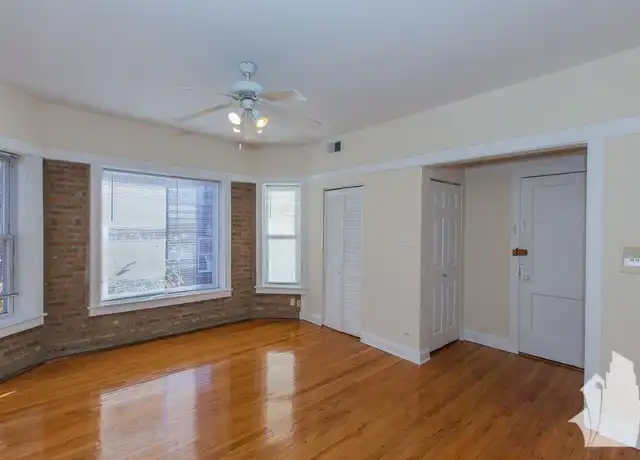 Property at 853 W Cornelia Ave Unit 1S, Chicago, IL, 60657, 2 beds, 2 baths, [object Object]