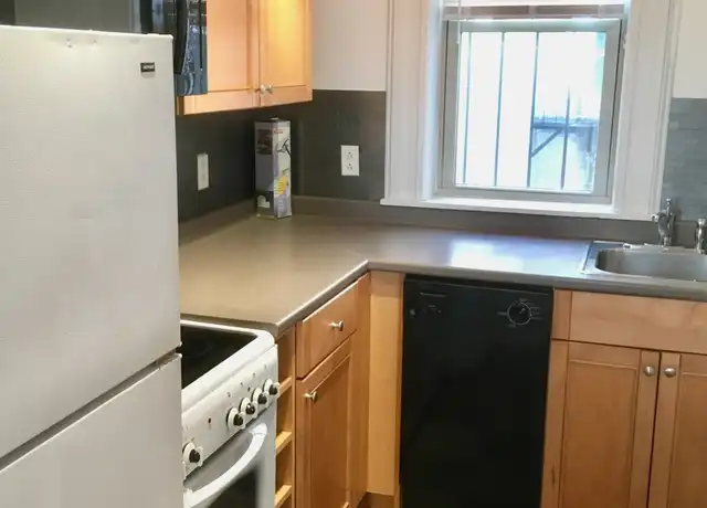 Property at 1675 Commonwealth Ave Unit 12, Brighton, MA, 02135, 1 bed, 1 bath, [object Object]