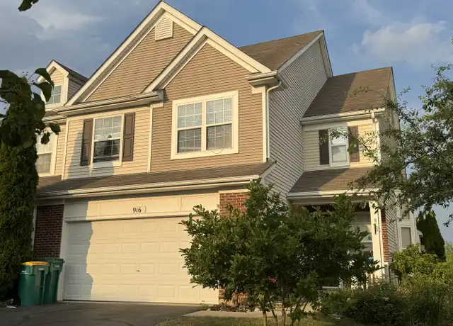 Property at 916 Bluebell Cir Unit 916, Joliet, IL, 60431, 3 beds, 2.5 baths, [object Object]