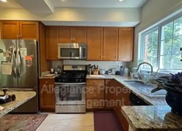Property at 3450 Gunston Rd, Alexandria, VA, 22302, 2 beds, 1 bath, [object Object]