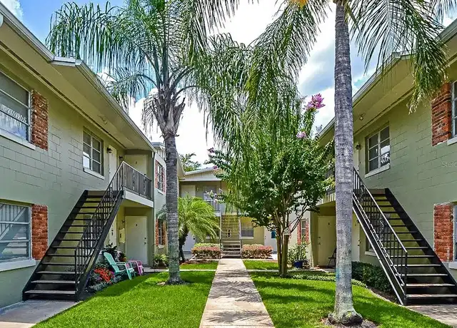 Property at 3036 Fairway Ln, Orlando, FL, 32804, 2 beds, 1 bath, [object Object]