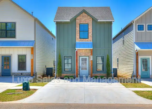 Property at 606 W 2nd St Unit 100, Edmond, OK, 73003, 3 beds, 2.5 baths, [object Object]