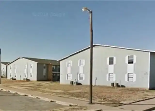 Property at 100 S Prairie Cir, Electra, TX, 76360, 1 bed, 1 bath, [object Object]