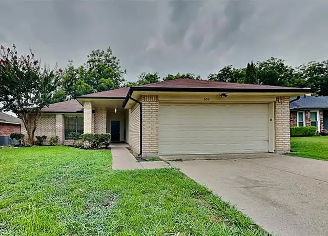 Property at 609 Thornhill Ln, Garland, TX, 75040, 3 beds, 2 baths, [object Object]