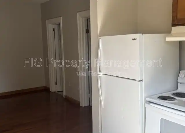 Property at 431 W G St Unit 5, Elizabethton, TN, 37643, 3 beds, 1 bath, [object Object]