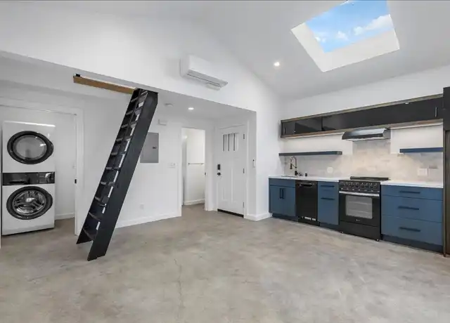 Property at 916 Santa Clara Ave, Alameda, CA, 94501, 1 bed, 1 bath, [object Object]
