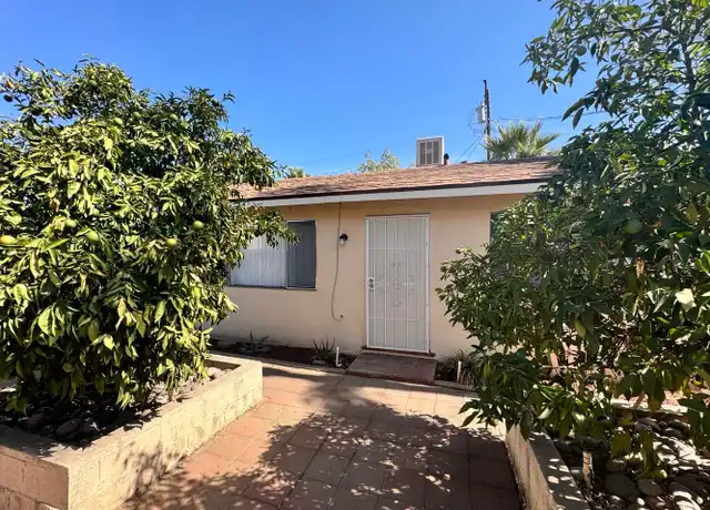 Property at 728 N Palm Ave, Fresno, CA, 93728, 1 bed, 1 bath, [object Object]