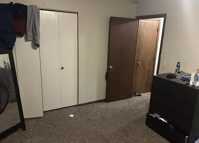 Property at 13019 County Road 5, Burnsville, MN, 55337, 3 beds, 1 bath, [object Object]