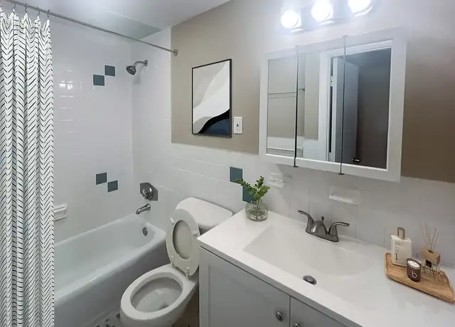 Photo of 375 Harvard St, Cambridge, MA 02138