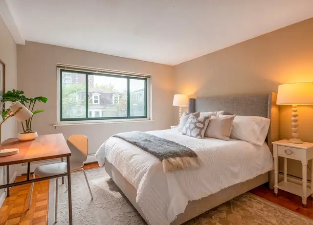 Photo of 375 Harvard St, Cambridge, MA 02138