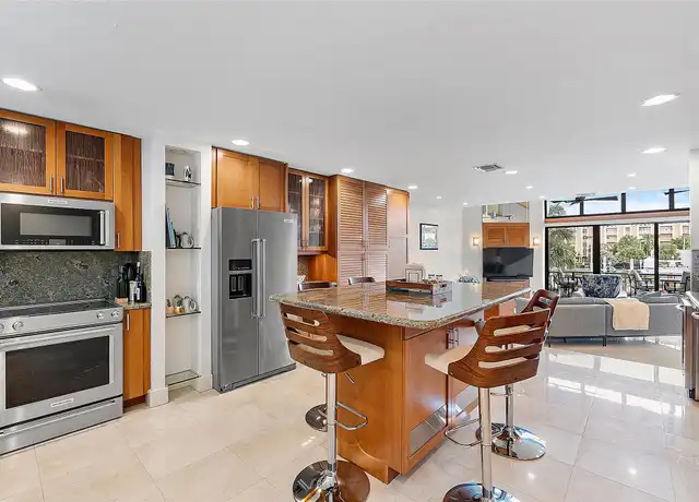 Property at 40 Portside Dr, Fort Lauderdale, FL, 33316, 3 beds, 2.5 baths, [object Object]