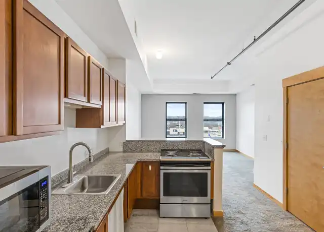 Property at 401 S Washington Sq, Lansing, MI, 48933, 1 bed, 1 bath, [object Object]