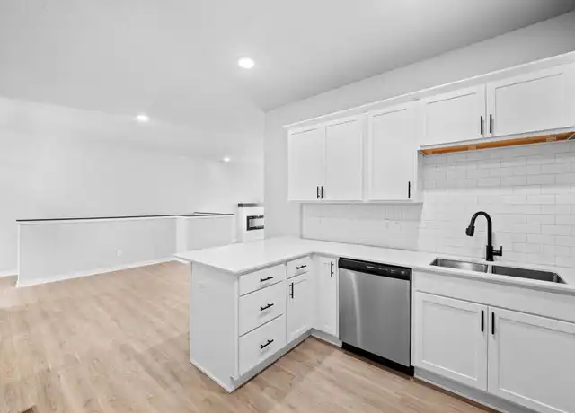 Property at 37 Keeneland Ct, Pleasant Hill, IA, 50327, 3 beds, 2.5 baths, [object Object]