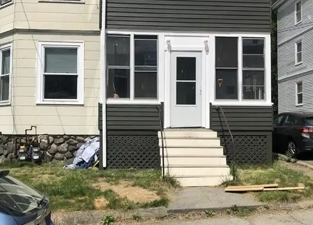 Property at 8 Underwood Park, Waltham, MA, 02453, 2 beds, 1 bath, [object Object]