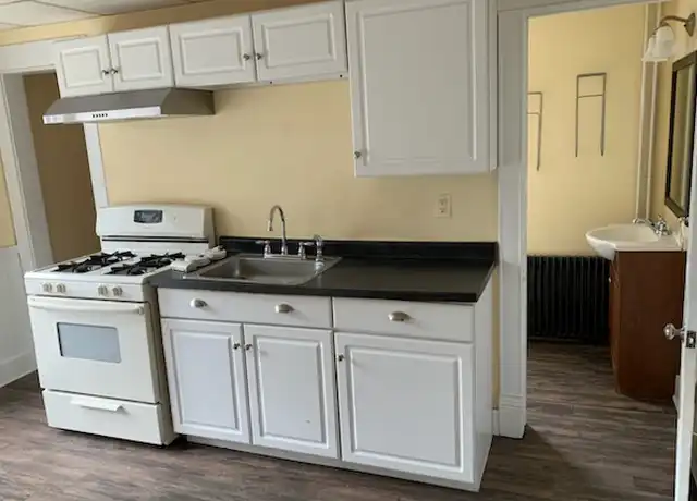 Property at 2600 Elim Ave Unit 1, Zion, IL, 60099, 2 beds, 1 bath, [object Object]