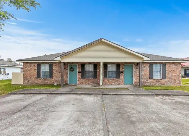 Property at 613 E School St, Lake Charles, LA, 70607, 2 beds, 2 baths, [object Object]