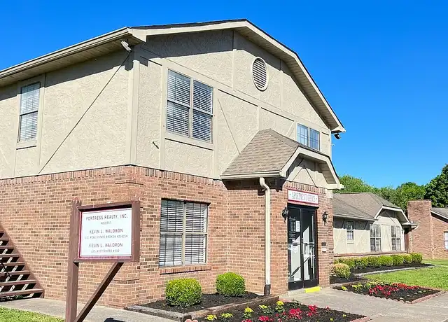Property at Haynes Manor - 415 W Northfield Blvd, Murfreesboro, TN, 37129, 1-2 bed, 1-2 bath, [object Object]