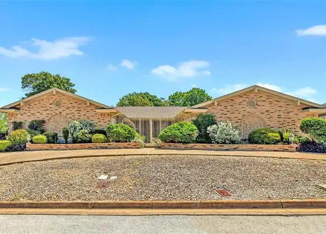 Property at 4714 Ranch View Rd, Fort Worth, TX, 76109, 2 beds, 2 baths, [object Object]
