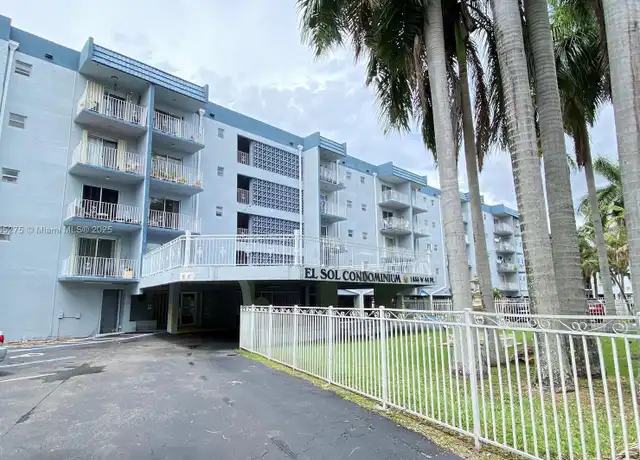 Property at 1655 W 44th Pl #511, Hialeah, FL, 33012, 1 bed, 1 bath, [object Object]