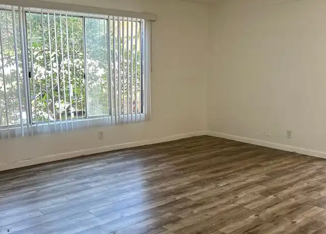 Property at 4336 Ventura Canyon Ave Unit 9, Sherman Oaks, CA, 91423, 1 bed, 1 bath, [object Object]