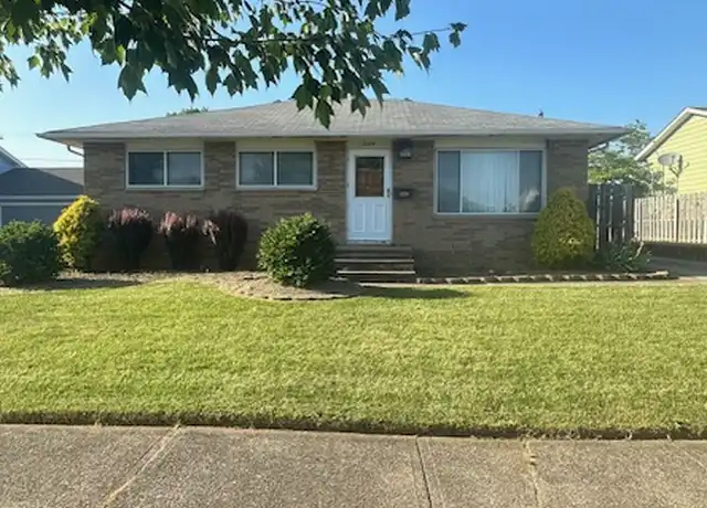Property at 19334 Hipple Ave, Cleveland, OH, 44135, 3 beds, 1 bath, [object Object]