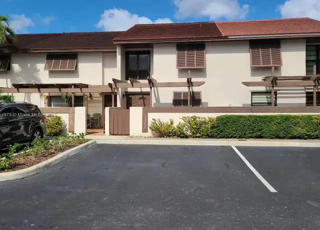 Property at 13390 SW 91st Ter Unit C, Miami, FL, 33186, 3 beds, 2 baths, [object Object]