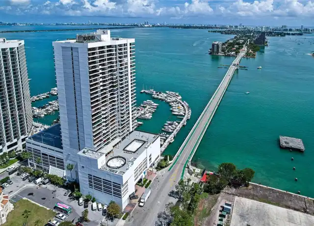 Property at 555 NE 15th St Unit 15B, Miami, FL, 33132, 1 bed, 1.5 baths, [object Object]