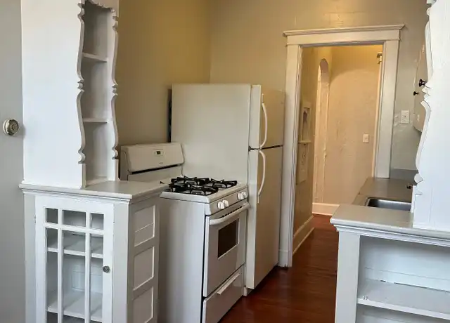 Property at 157 W 3rd St Unit 3, Oswego, NY, 13126, 1 bed, 1 bath, [object Object]