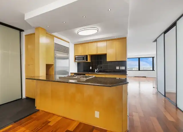 Property at 65 E India Row Unit 18C, Boston, MA, 02110, 2 beds, 2 baths, [object Object]