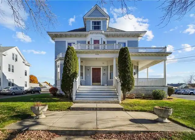 Property at 1536 Cranston St Unit 3, Cranston, RI, 02920, 2 beds, 1 bath, [object Object]