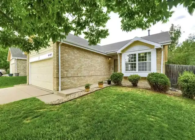 Property at 4105 S Himalaya Way, Aurora, CO, 80013, 3 beds, 2 baths, [object Object]