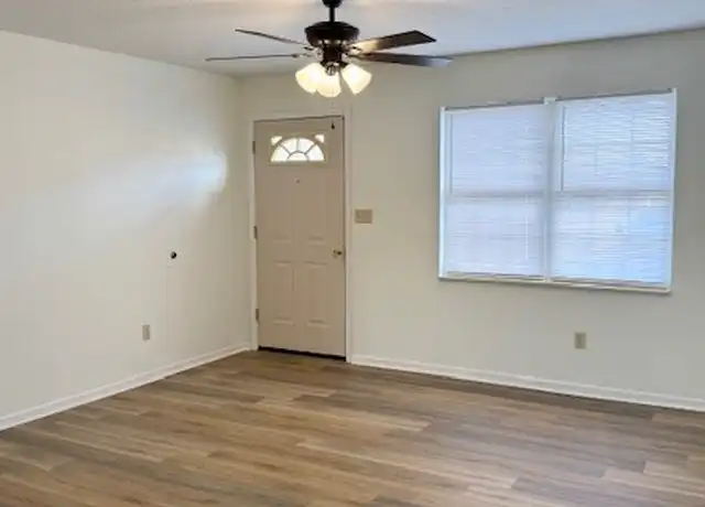 Property at 587 Baker Rd Unit J1, Martin, TN, 38237, 2 beds, 1 bath, [object Object]