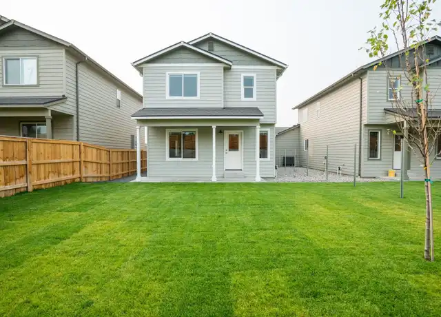 Property at 489 S Kansas Loop, East Wenatchee, WA, 98802, 3 beds, 2.5 baths, [object Object]