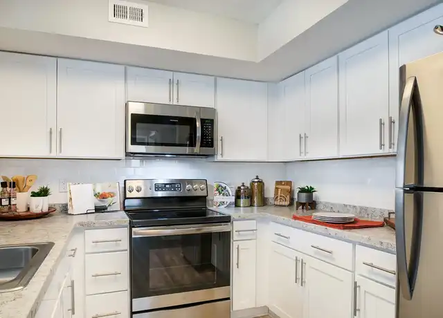 Property at Christina Mill Apartments - 100 Christina Mill Dr, Newark, DE, 19711, 1-2 bed, 1-2 bath, [object Object]