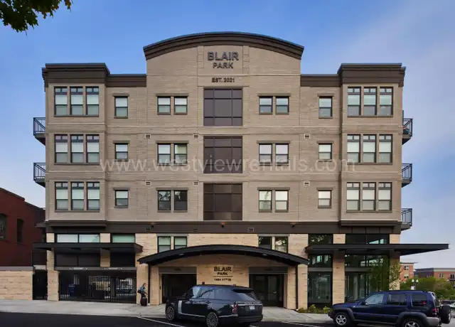 Property at 1404 11th St Unit 401, Bellingham, WA, 98225, 2 beds, 2 baths, [object Object]
