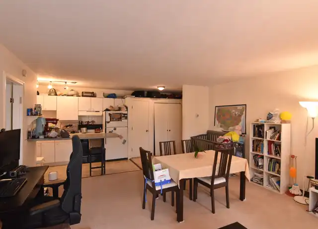 Property at 123 Sewall Ave Unit 2L, Brookline, MA, 02446, 1 bed, 1 bath, [object Object]