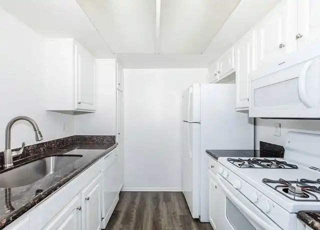 Property at Sierra Vista - 10558 Mountain View Ave, Redlands, CA, 92373, 2 beds, 2 baths, [object Object]
