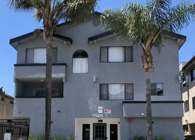 Property at 11431 Cedar Ave Unit C, Hawthorne, CA, 90250, 2 beds, 1 bath, [object Object]