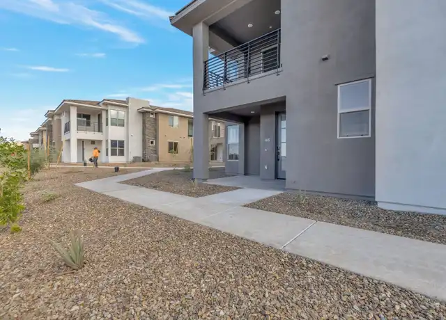 Property at 2121 W Sonoran Desert Dr, Phoenix, AZ, 85085, 2 beds, 2 baths, [object Object]