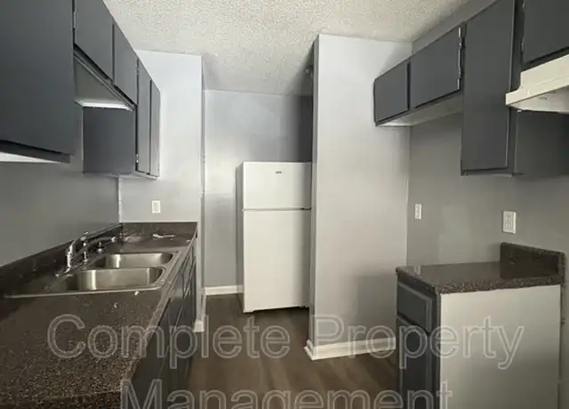 Property at 409 Oporto Madrid Blvd Unit L, Birmingham, AL, 35206, 2 beds, 1 bath, [object Object]