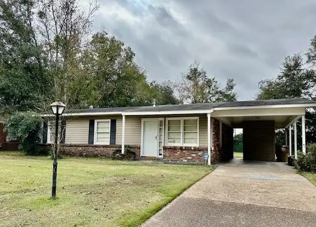 Property at 3207 Ralston Rd, Mobile, AL, 36606, 3 beds, 1 bath, [object Object]