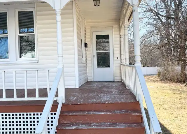 Property at 34 Silver St, Middletown, CT, 06457, 3 beds, 1 bath, [object Object]