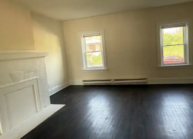 Property at 1310 Glendale Ave Unit 2, Dayton, OH, 45402, 3 beds, 1 bath, [object Object]